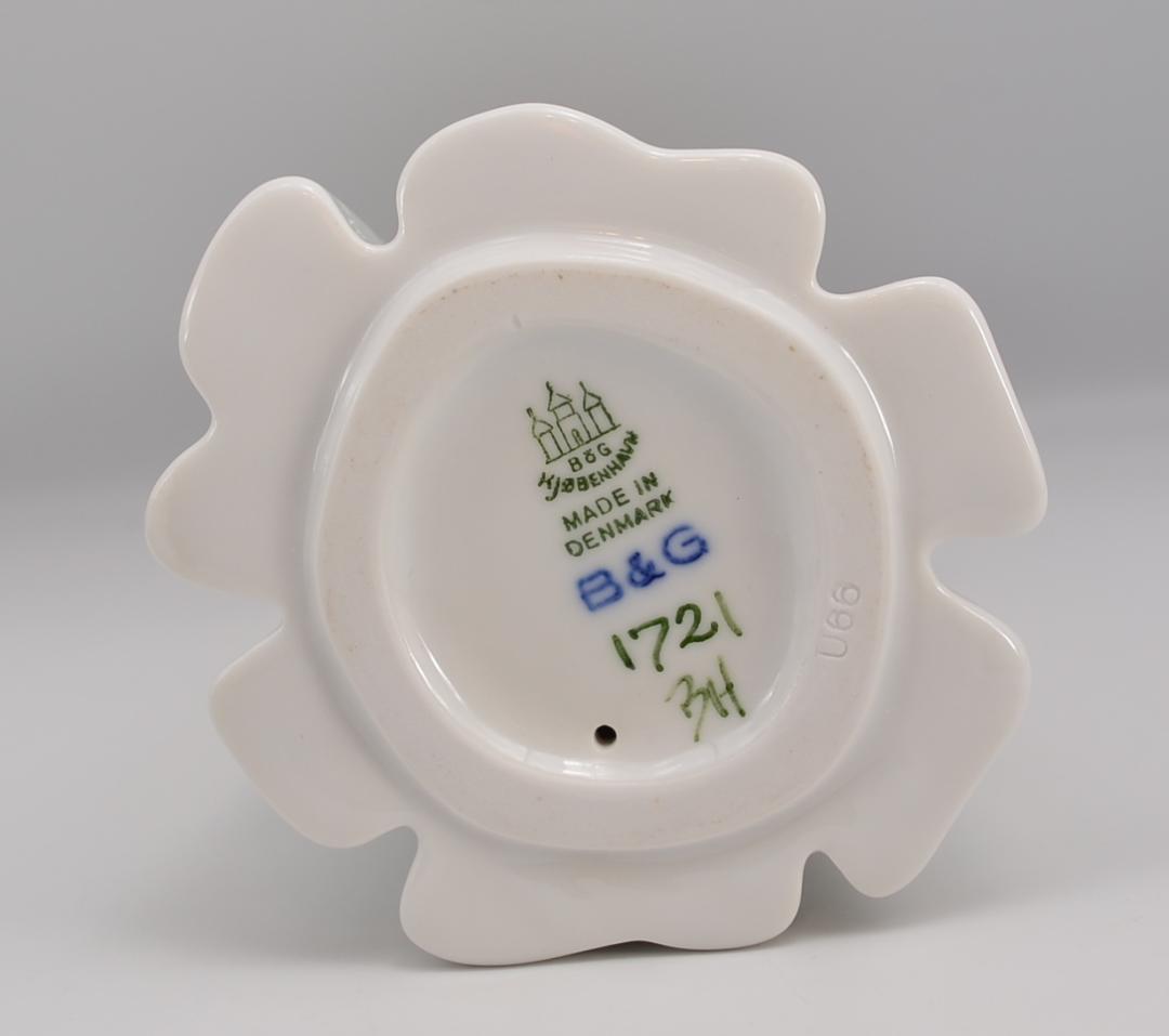 メアリーと人形　＃1721　No.6　★B＆Gロイヤルコペンハーゲン　デンマーク