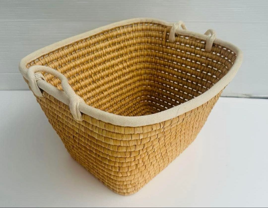 おまとめ　カントリー調バスケット持ち手及び縁まわり布張り46✕38✕27cm