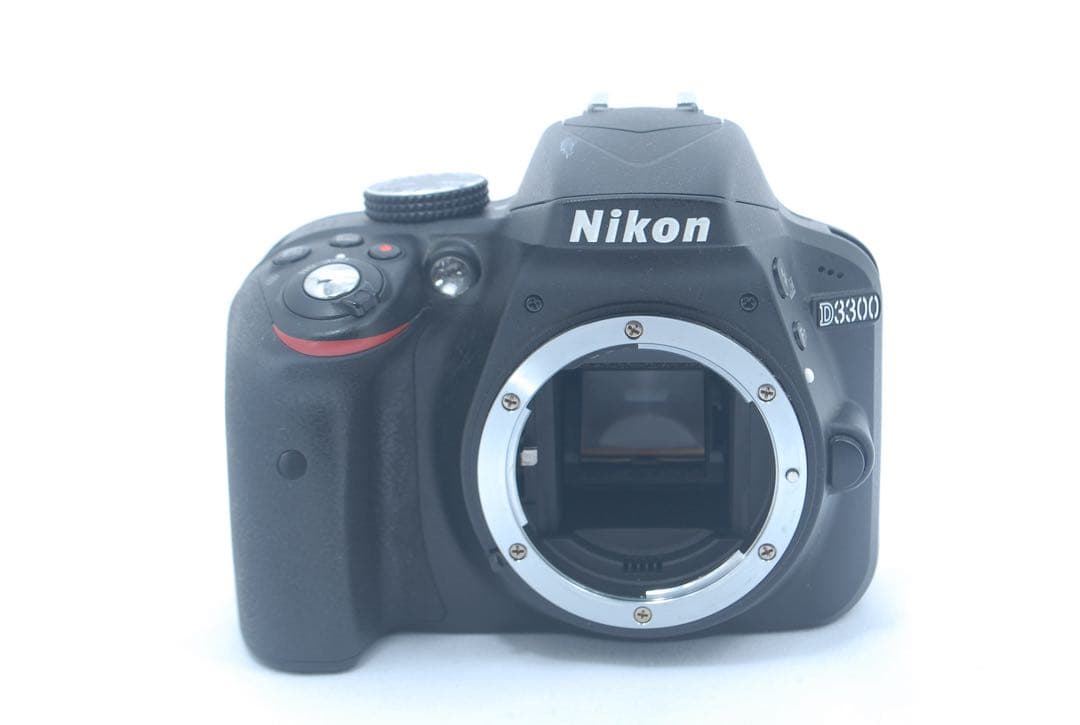 美品✨ ニコン 一眼レフ 完動品 Nikon D3300☘️高画質 動画撮影 人気