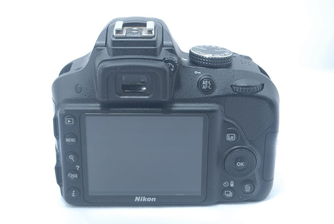 美品✨ ニコン 一眼レフ 完動品 Nikon D3300☘️高画質 動画撮影 人気