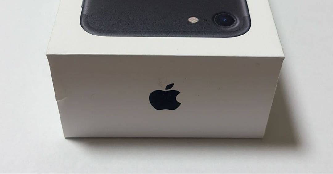 iPhone7 ブラック　32GB