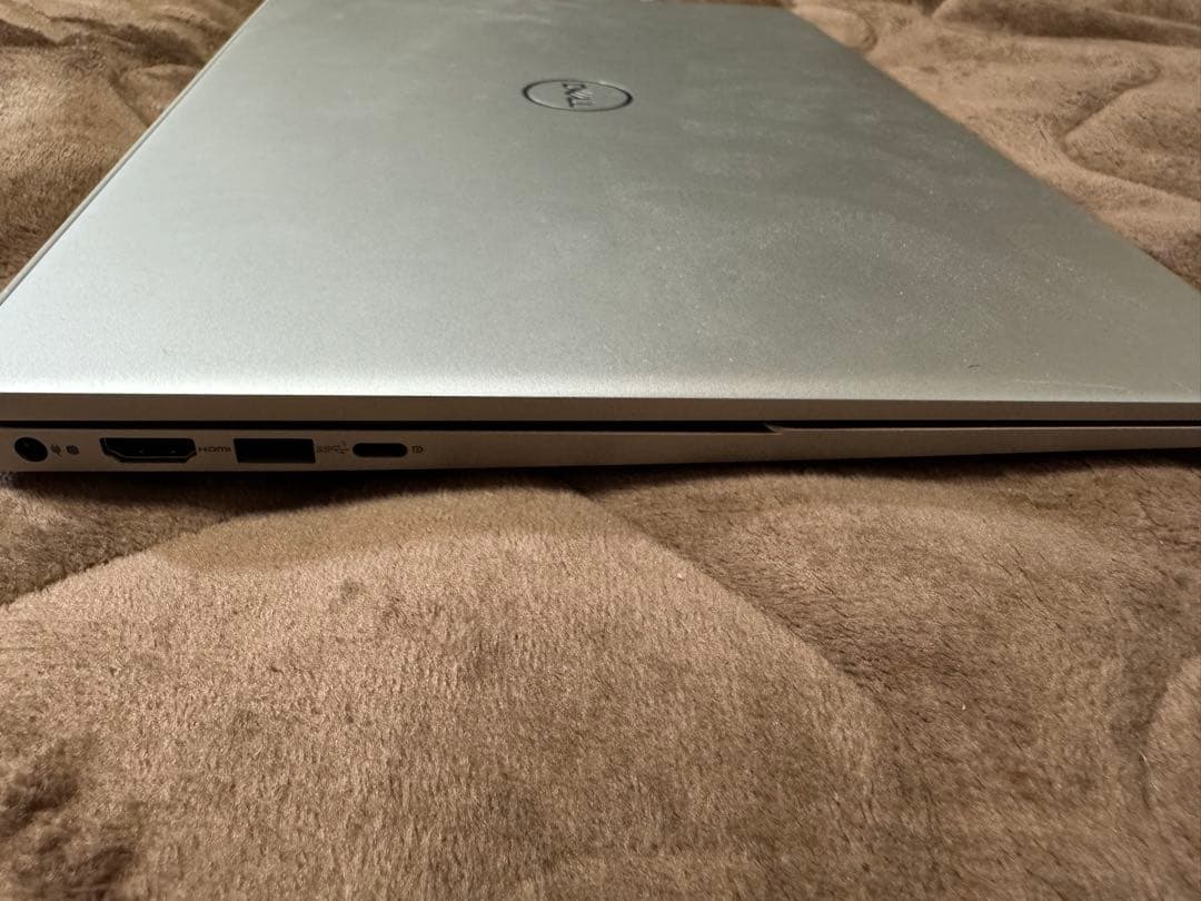 その他 Dell Inspiron 15 AMD Ryzen 5 5625U