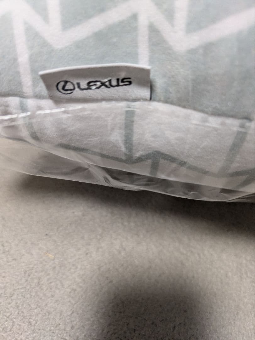 Lexus クッション 2個セット