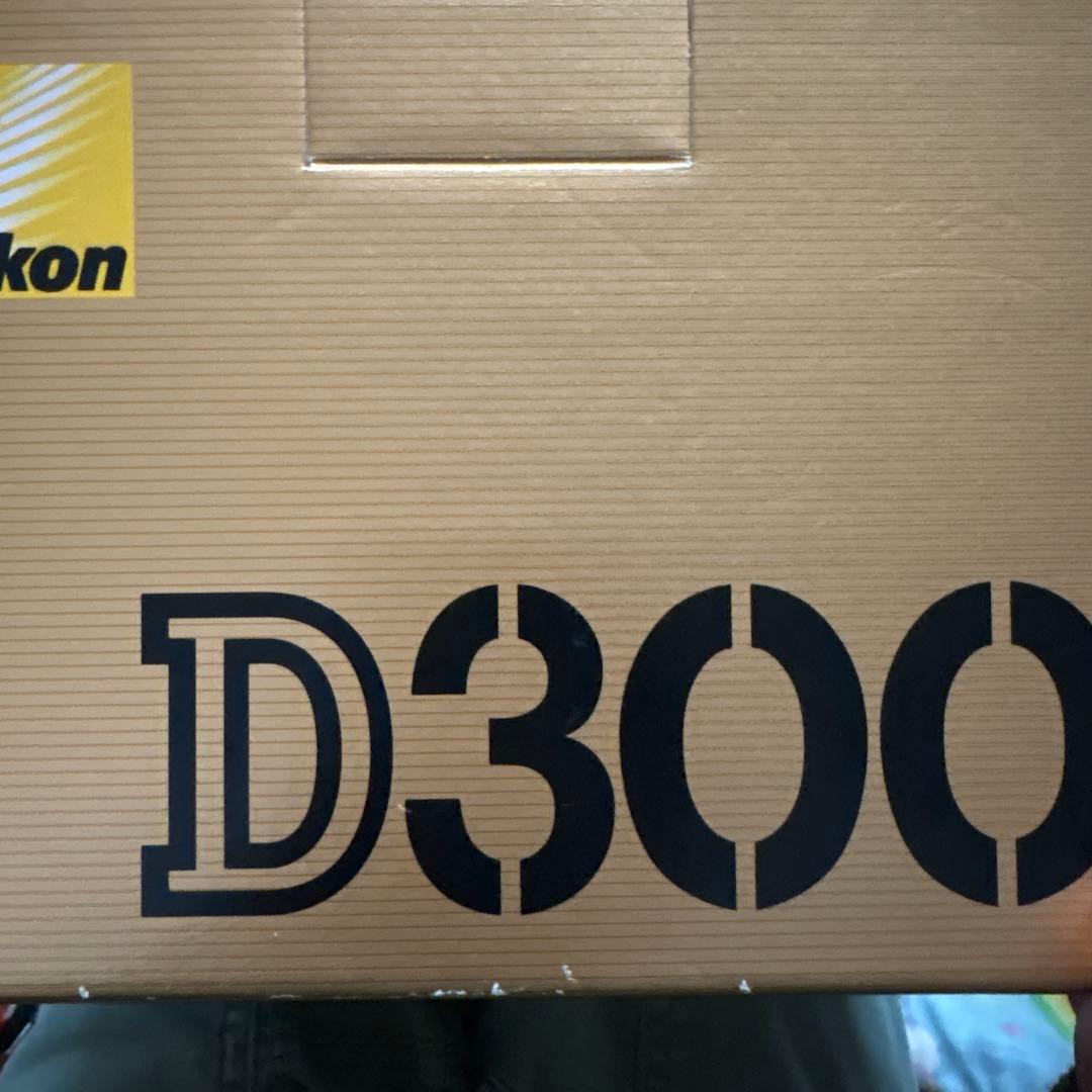 Nikon D300 デジタル一眼レフカメラ
