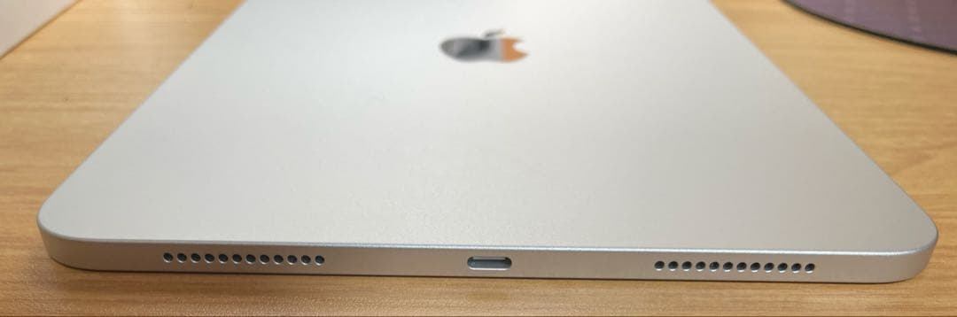 【美品】Apple iPad 第11世代 A16 128GB シルバ ー