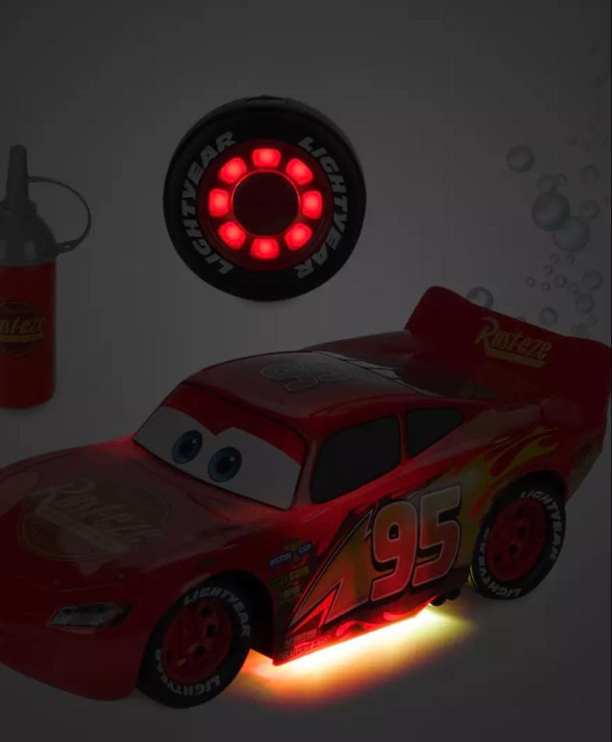 【アメリカディズニーストア公式】カーズ• マックィーン しゃぼん玉　ラジコンカー