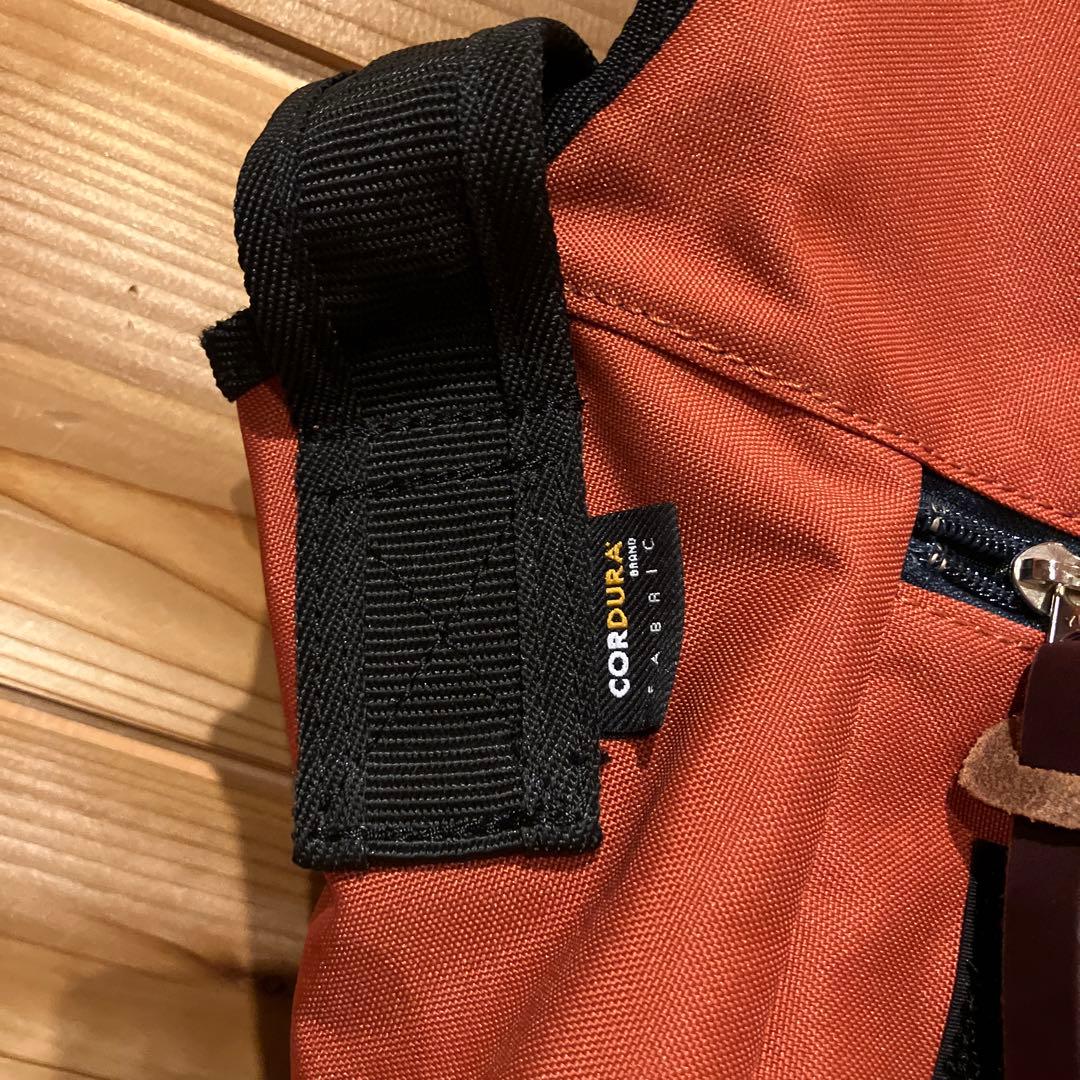 BUTLER VERNER SAILS メッセンジャーバッグ オレンジ