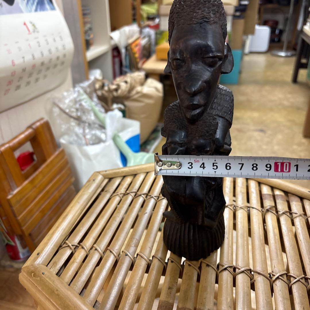 【極上品】マコンデ彫刻 ウジャマ 最高級黒檀（エボニー）一刀彫 22cm