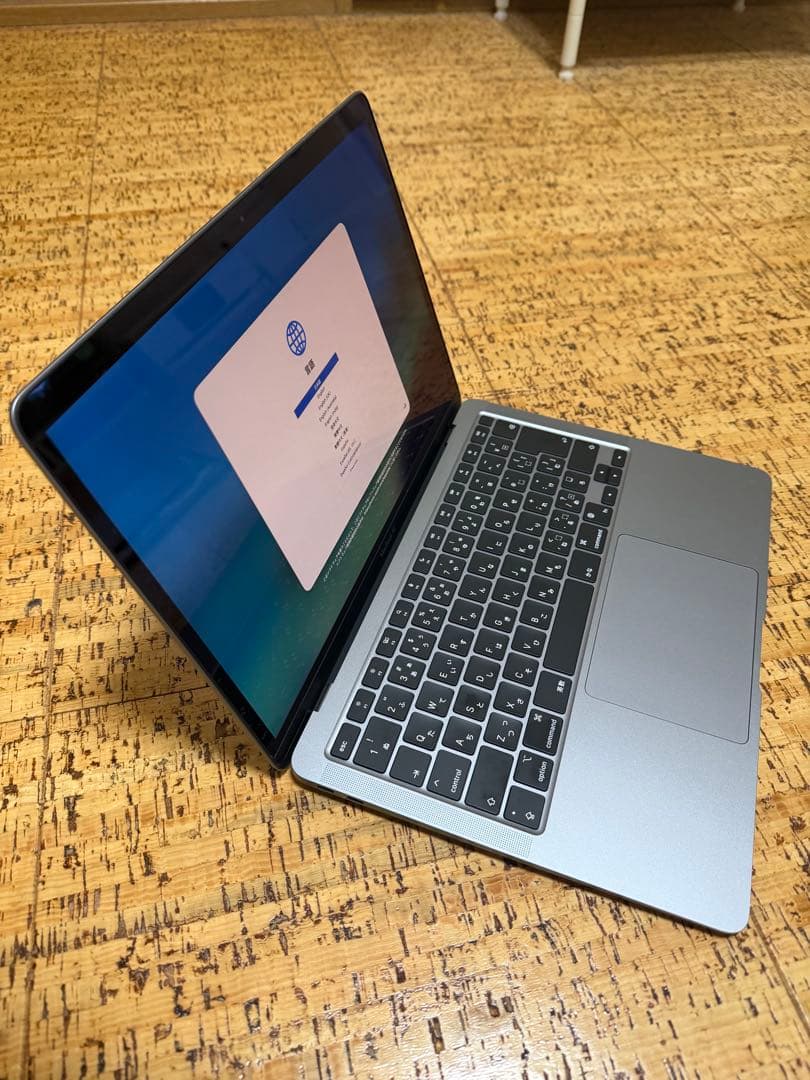 【ほぼ新品】MacBook Air M2020 8GB256 充放電回数1回