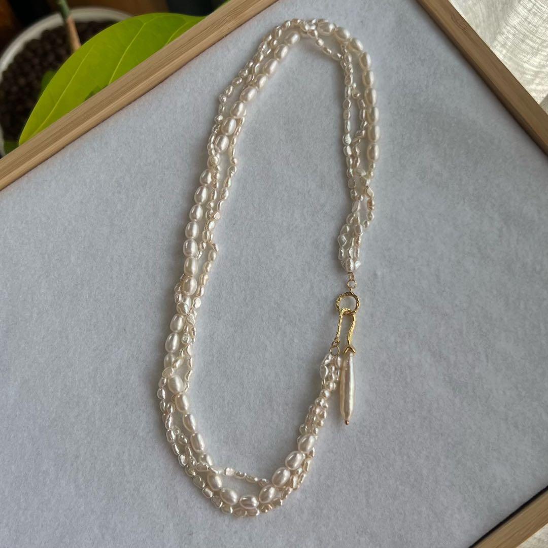 ツイストパールネックレス　パールマンテルネックレス　3連捻りレイヤードネックレス