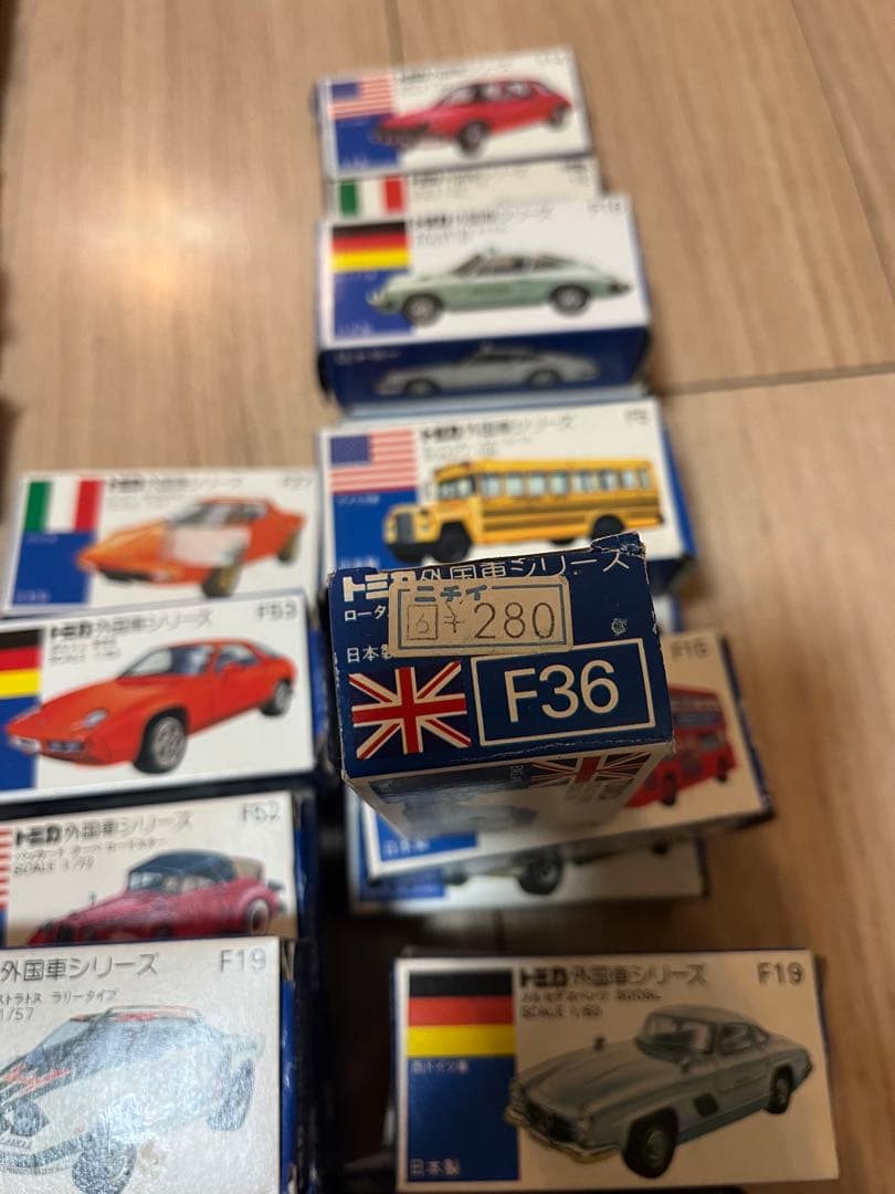 トミカ ミニカー 69個まとめ売り　　国産、青箱外車シリーズ