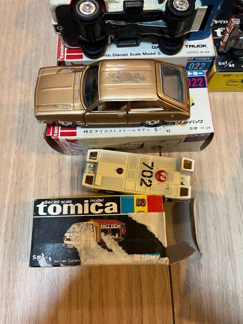 トミカ ミニカー 69個まとめ売り　　国産、青箱外車シリーズ