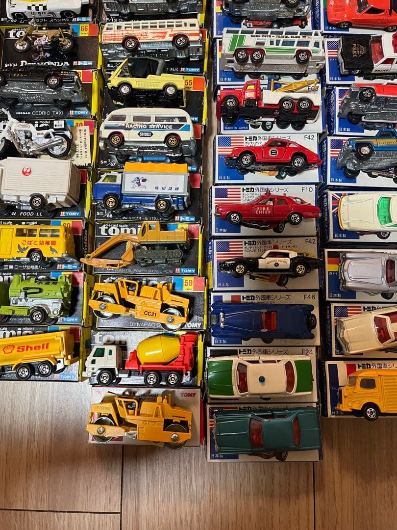 トミカ ミニカー 69個まとめ売り　　国産、青箱外車シリーズ