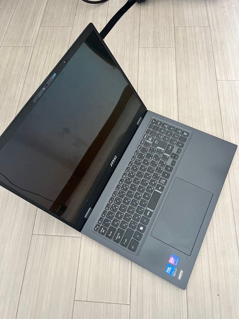 16インチ Core Ultra 9 32GB OLED 4K Prestige