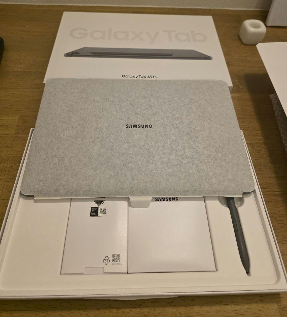 Galaxy Tab S9 FE　グレー　SM-X510 国内版　おまけつき
