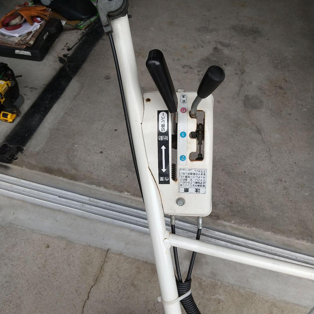 ISEKI 除雪機 SGW801 赤(中古)