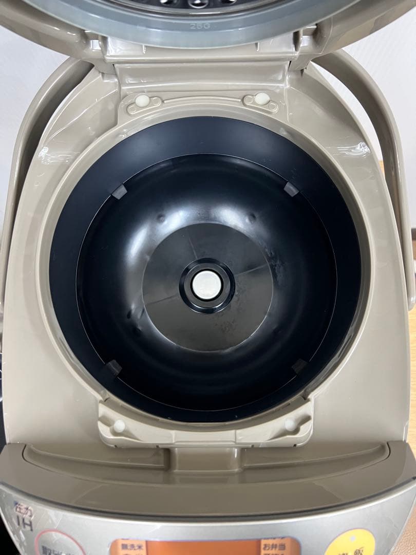 Panasonic 圧力IH 炊飯器 SR-PB101