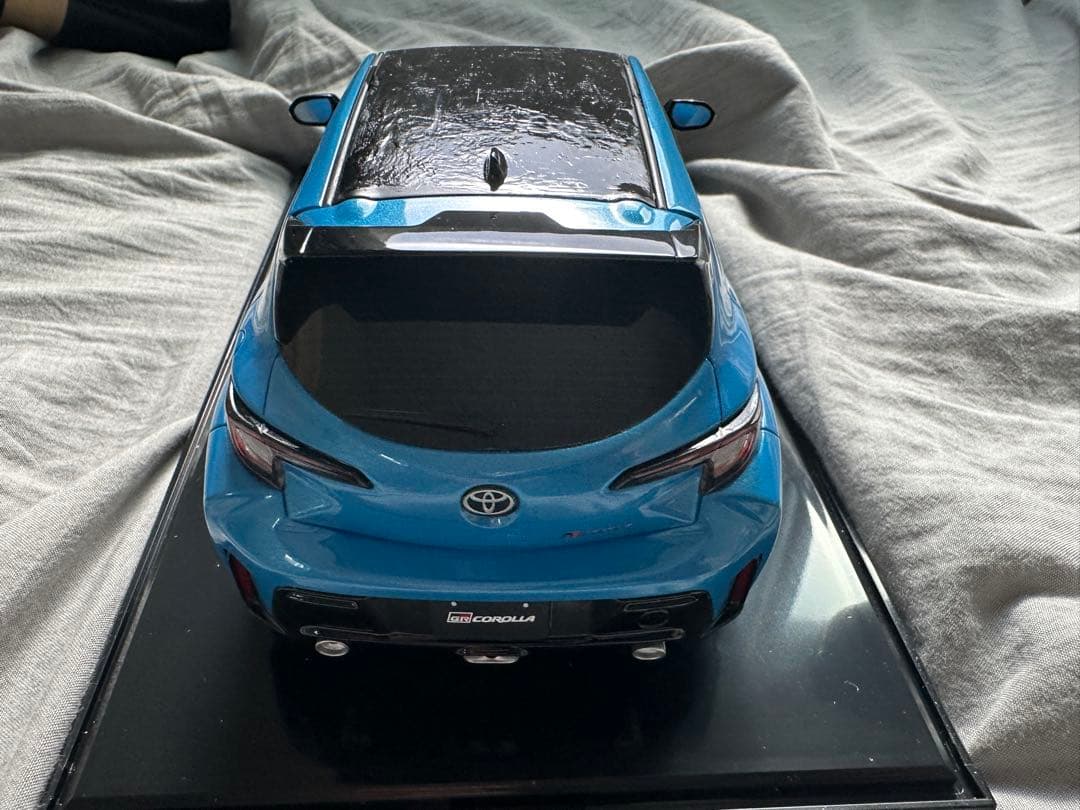 OTTOトヨタ カローラGRブルー 1/18 スケール ミニカー