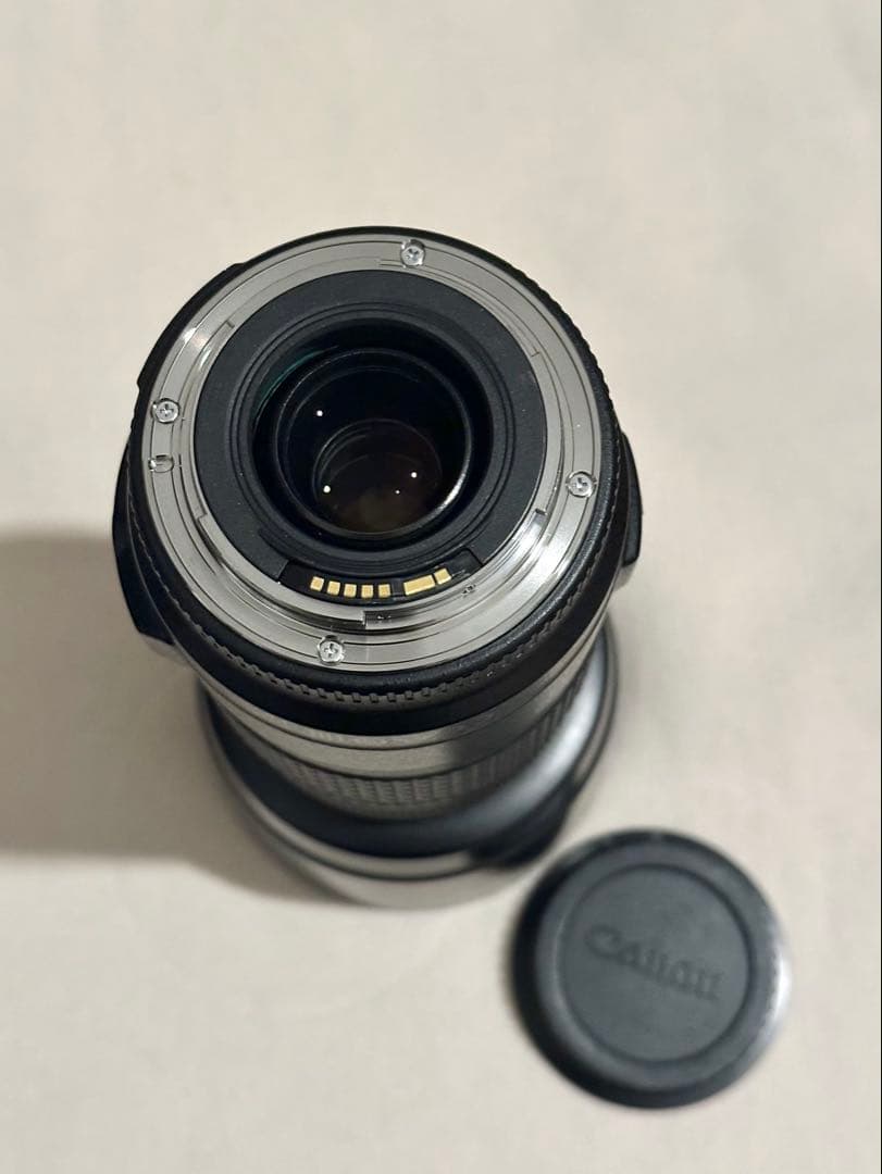 美品 Canon EF 70-300㎜ F4-5.6 IS USM ズームレンズ