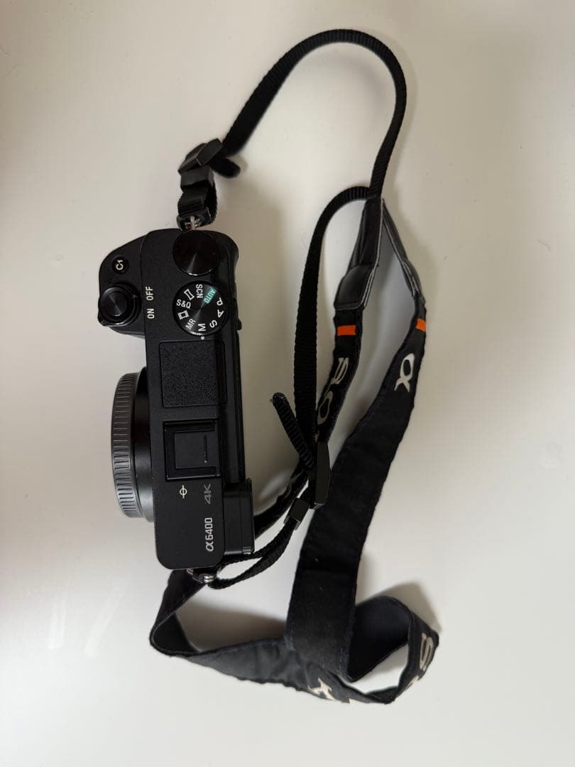 Sony Alpha 6400 (model ILCE‑6400/B)