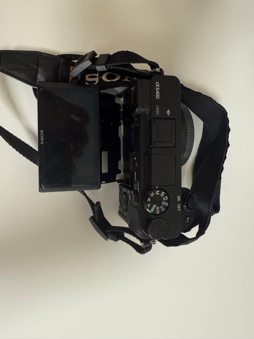 Sony Alpha 6400 (model ILCE‑6400/B)