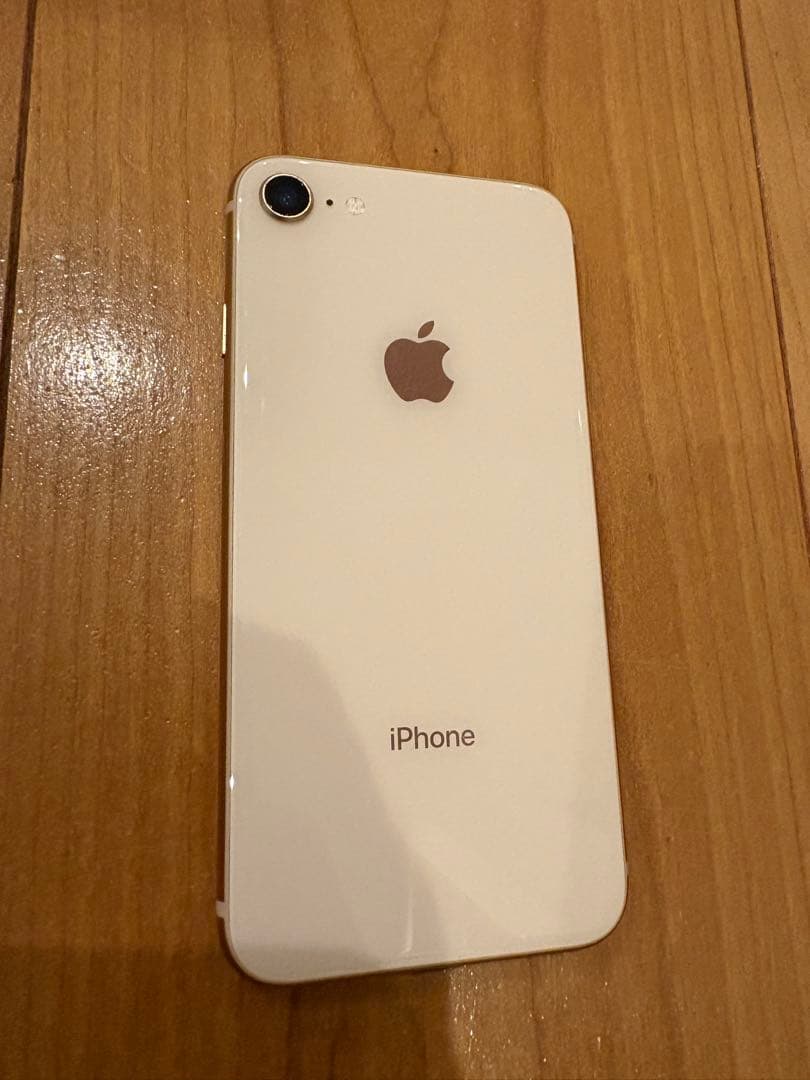 iPhone8 64GB ゴールド