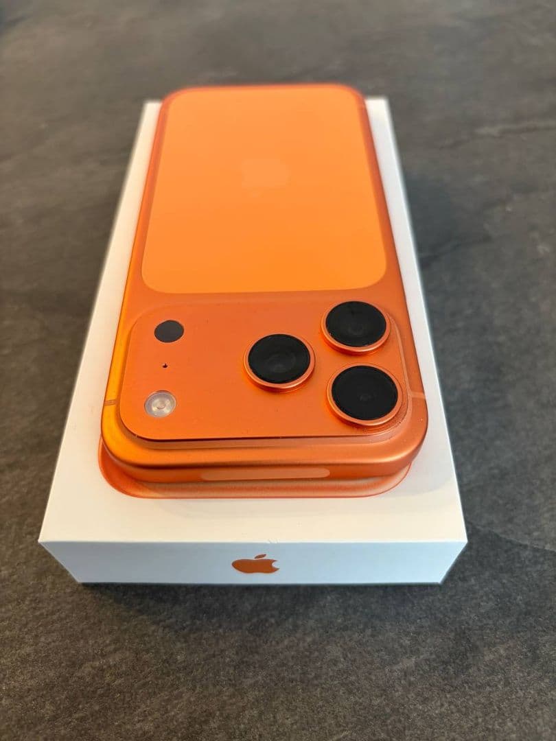 即日発送【美品】iPhone17pro 256GB オレンジ