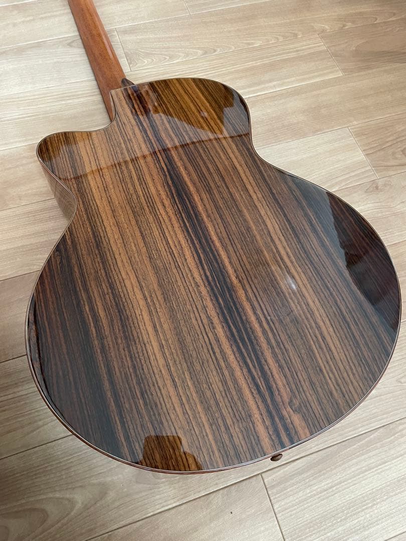 【Ayers guitar】　アコースティックギター