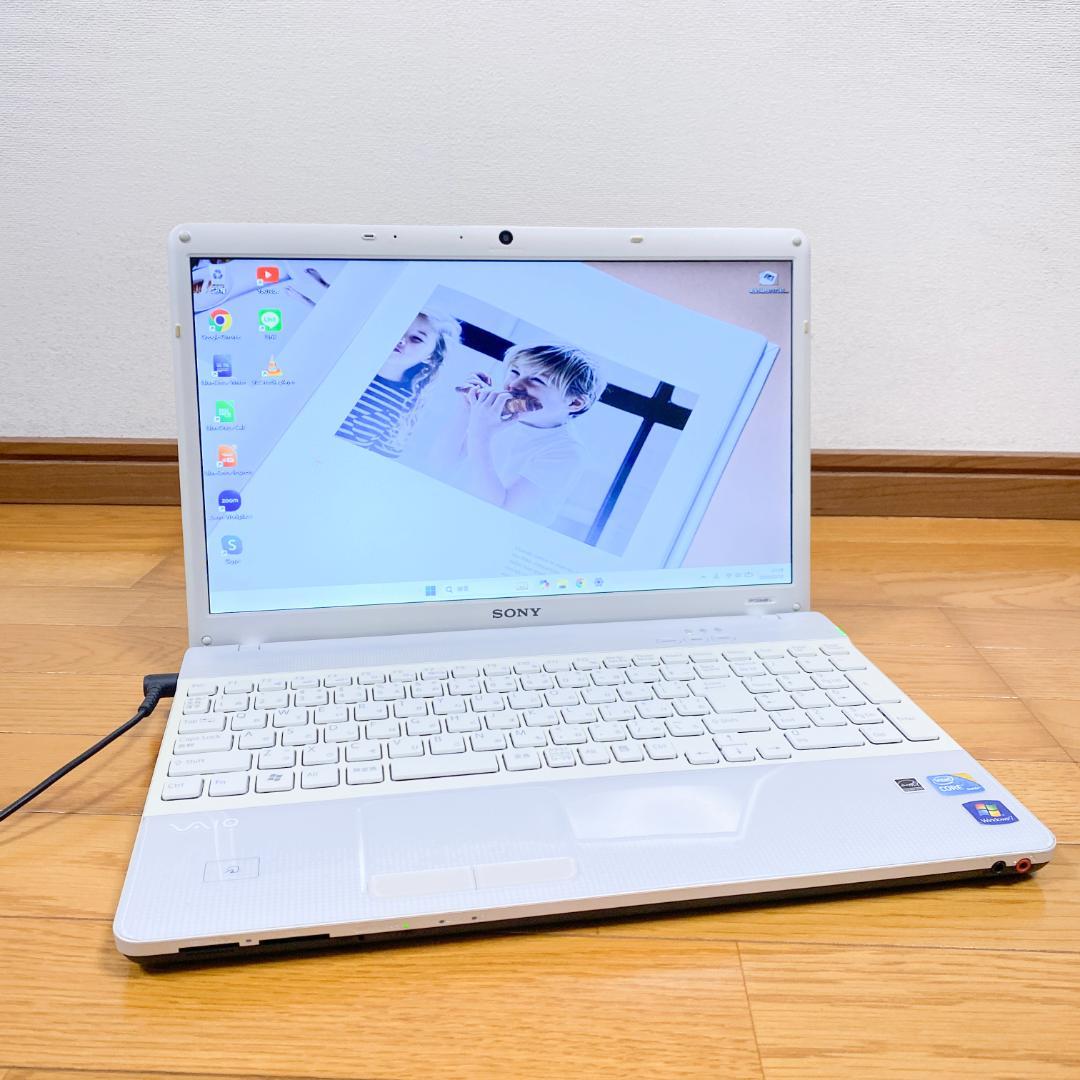 アップルパイ✨VAIOノートパソコン✨SSD240 i3 最新Win11
