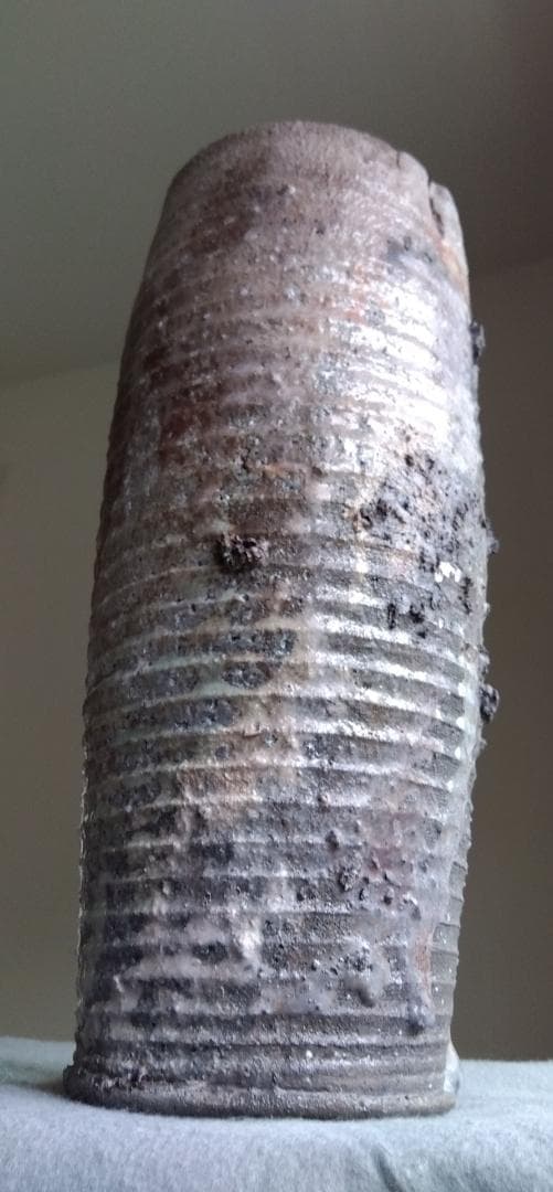 越前焼　白越不朝　塩越窯　自然灰釉究極美迸る逸品 還元窯変美筒状花器 No:12