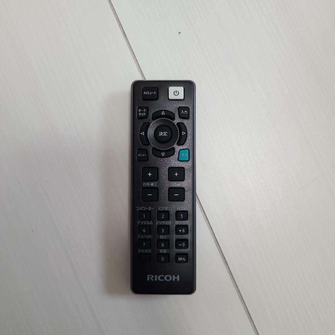 美品！ ほぼ未使用！RICOH PJ S2440 リコー プロジェクター 本体