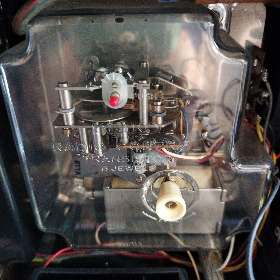 SEIKO、TTRZ-911　 ラジオコントロール時計　ウッド調