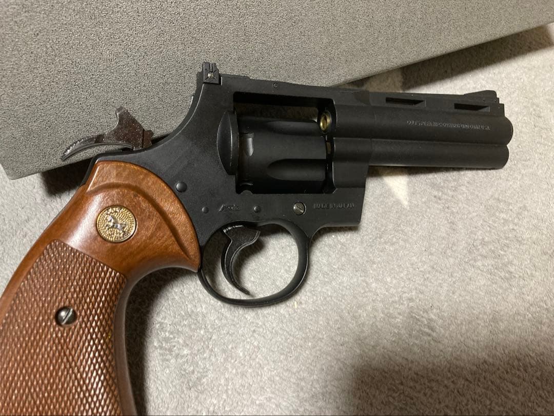 東京マルイ コルトパイソン 4インチ ガスガン リアルカート仕様　箱はタニオコバ