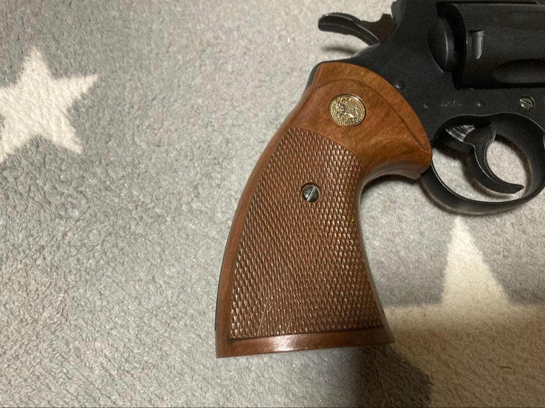 東京マルイ コルトパイソン 4インチ ガスガン リアルカート仕様　箱はタニオコバ