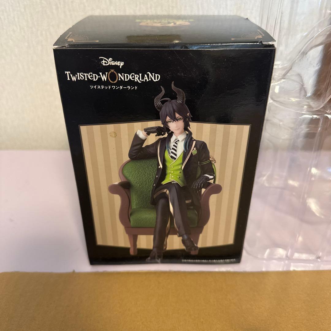 ディズニー ツイステッドワンダーランド マレウス・ドラコニア フィギュア