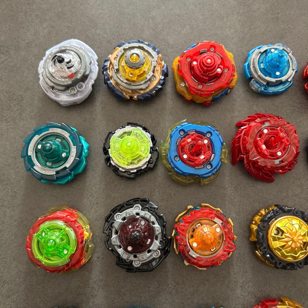 ベイブレードバースト　まとめ売り　36個