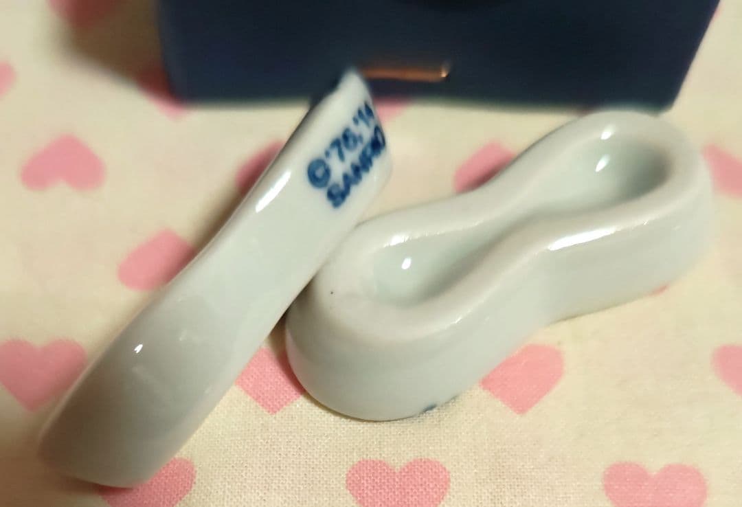 キティ 有田焼 茶碗 皿 箸置き 各２ ペアセット さくらんぼ柄 新品 激レア♪