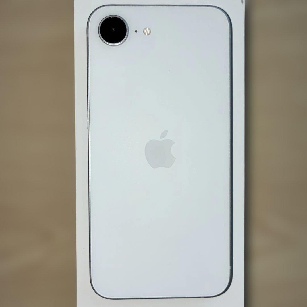 iPhone16e 128GB White ホワイト★美品★ガラスフィルム貼付済