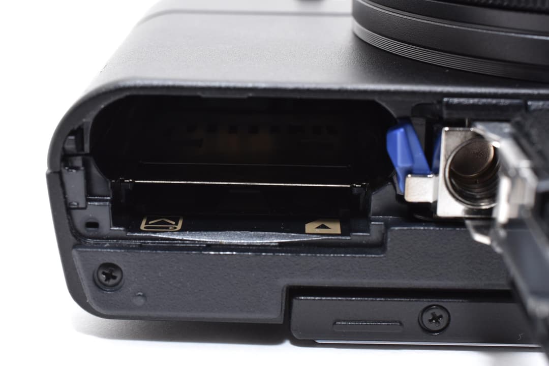 ■ 美品 ■ ソニーSONY DSC-RX100M2 2079