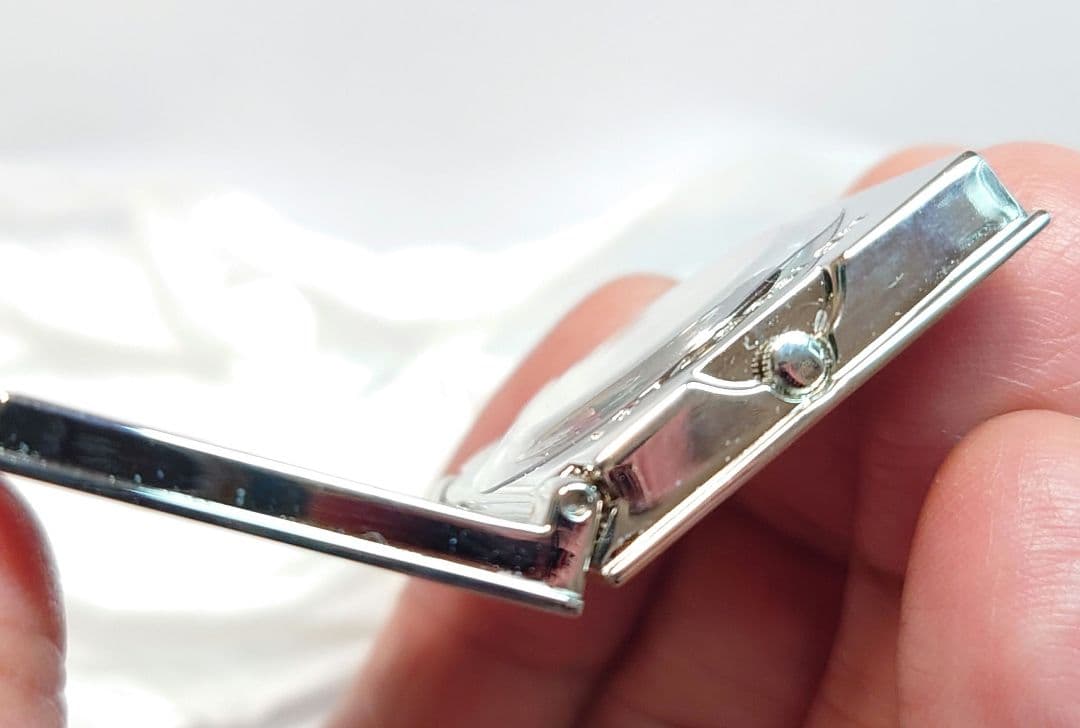 激レア　ハローキティ　メタル　ブック　ロケット　型　置き時計　ミニ　時計　希少