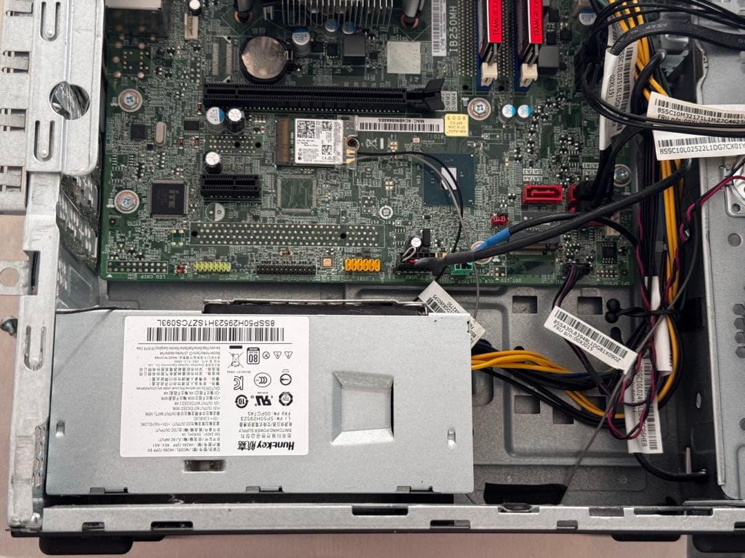 Lenovo V520 ミニタワーPC デスクトップ