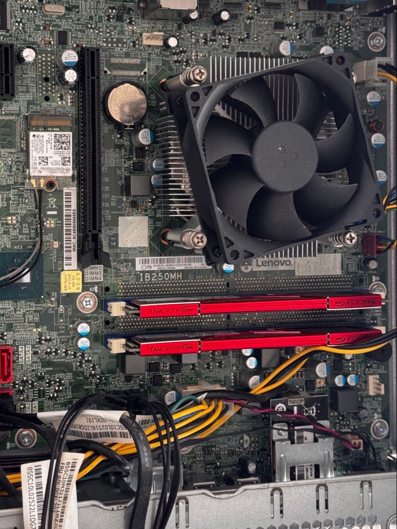 Lenovo V520 ミニタワーPC デスクトップ