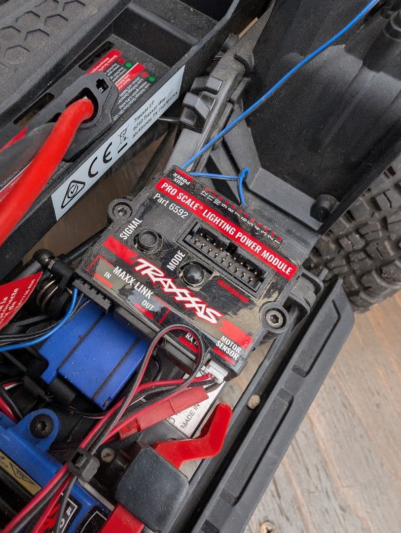 トラクサス　TRX-4 ブロンコ　Traxxas　BRONCO