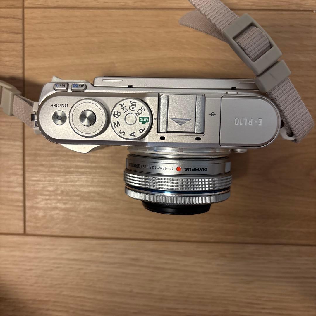 【箱付き】 OLYMPUS オリンパス PEN E-PL10 ミラーレスカメラ