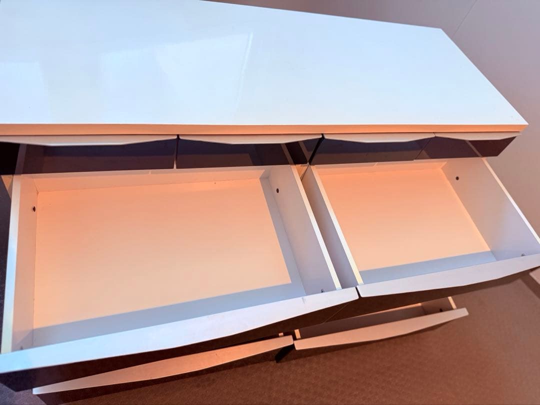 高級鏡面仕上　黒ブラック120cm幅ローチェスト　送料込　引取可(東京都中央区)