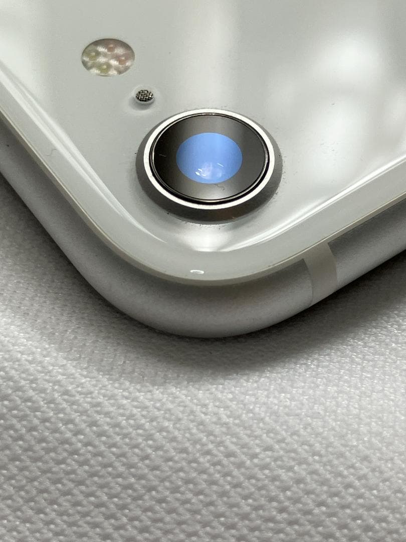 【超美品】iPhone SE 第2世代 128GB/バッテリー91%/おまけ付