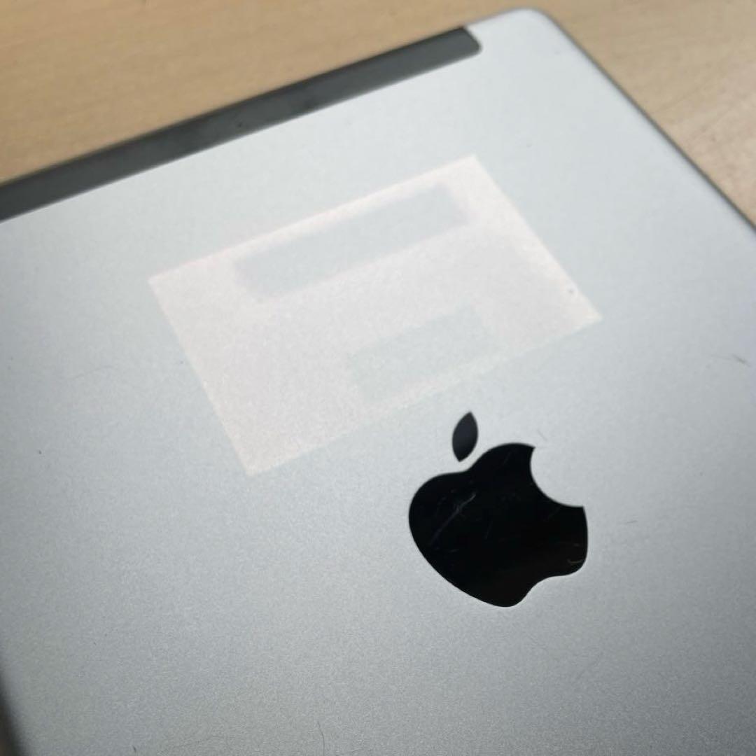 iPad 第5世代　スペースグレイ　32GB SIMフリー　A1823