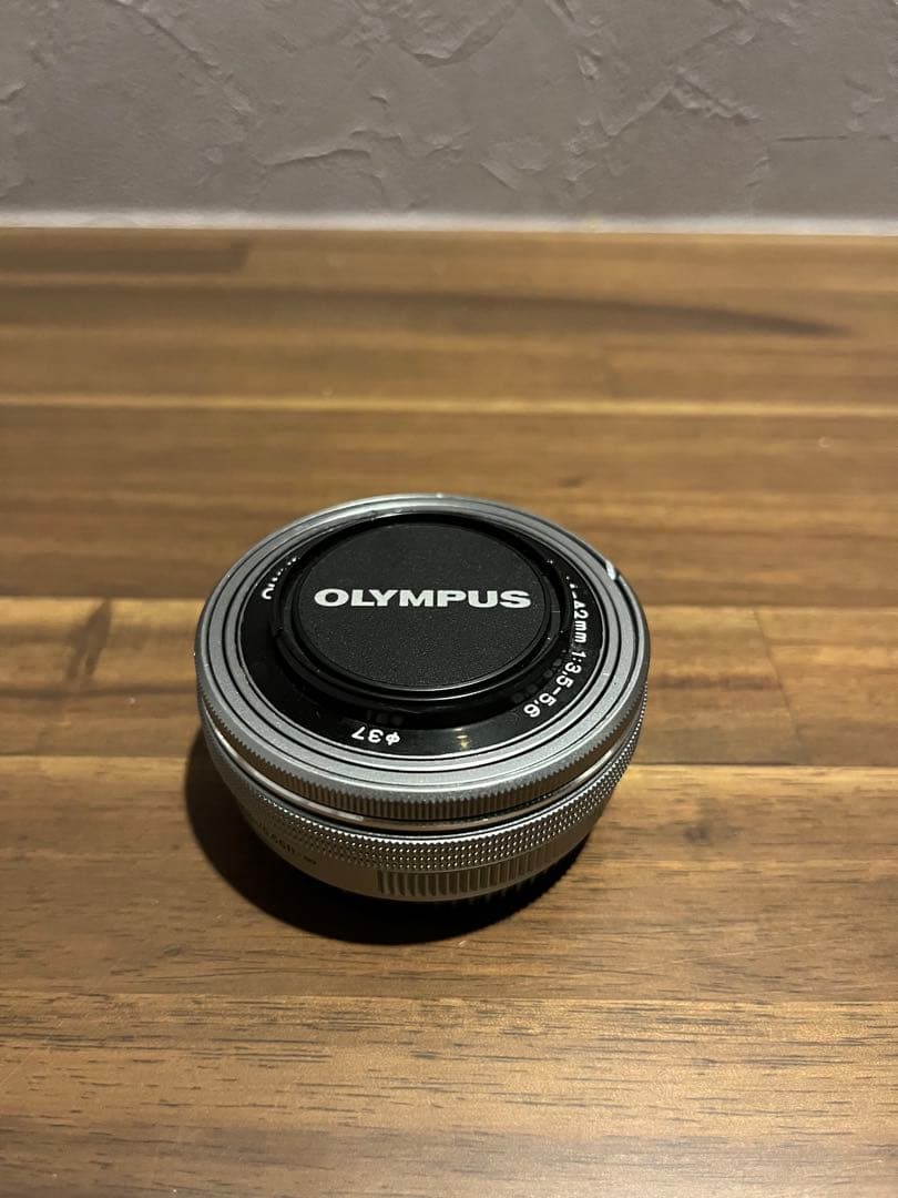 OLYMPUS PEN E-PL10 ホワイト 箱付き