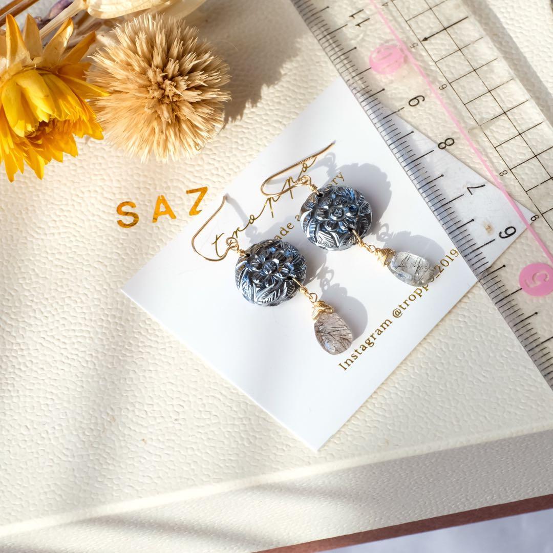 14kgfシリコンフラワーカービングピアス/イヤリング