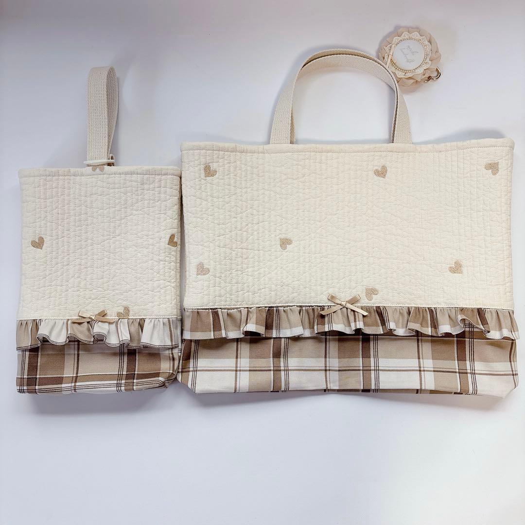 ヌビ　ハート　刺繍生地　レッスンバッグ　上履き袋　2点　キルト　キルティング